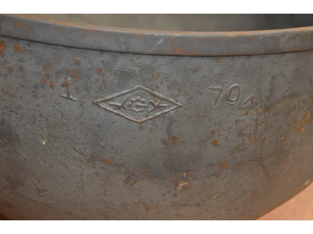 Gietijzeren pot zonder deksel diam. 65cm 70l - afbeelding 7 van  7