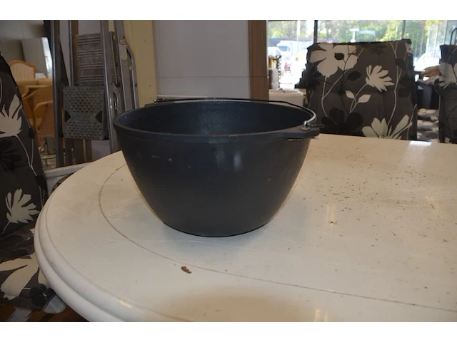 Gietijzeren pot zonder deksel met handvat diam. 33cm 10l - afbeelding 3 van  9
