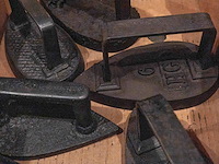 Gietijzeren strijkijzers - afbeelding 3 van  3