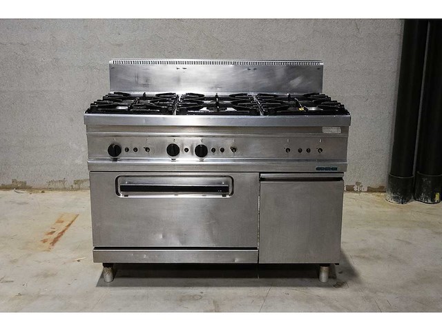 Giga - fornuis 6 pits met oven - afbeelding 1 van  4