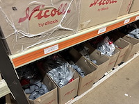 Giga lot - alle pvc hulpstukken liggende bovenverdieping - afbeelding 7 van  68