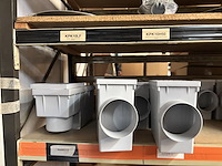 Giga lot - alle pvc hulpstukken liggende bovenverdieping - afbeelding 35 van  68