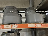 Giga lot - alle pvc hulpstukken liggende bovenverdieping - afbeelding 53 van  68