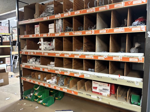 Giga lot - alle pvc hulpstukken liggende bovenverdieping - afbeelding 62 van  68
