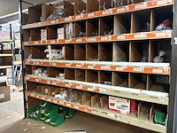Giga lot - alle pvc hulpstukken liggende bovenverdieping - afbeelding 62 van  68