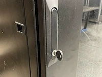 Gigamedia serverkast - afbeelding 2 van  8