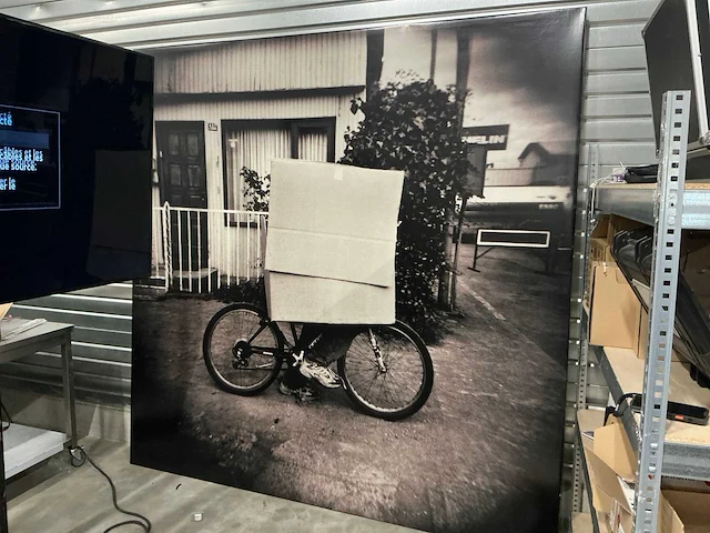 Gigantisch fotokader (238 × 238 cm) – zwart-witfoto van brigitte grignet - afbeelding 1 van  4