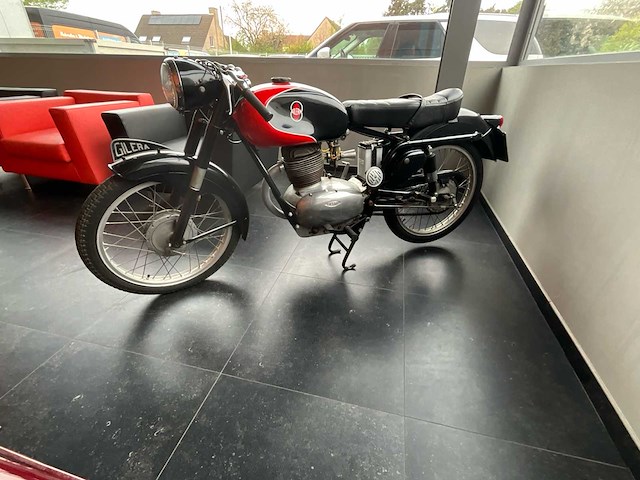 Gilera gilera 150 sport 150 oldtimer - afbeelding 12 van  20