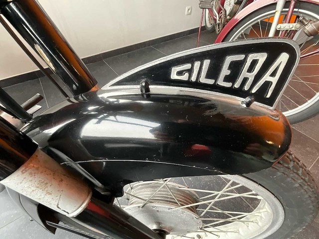 Gilera gilera 150 sport 150 oldtimer - afbeelding 17 van  20