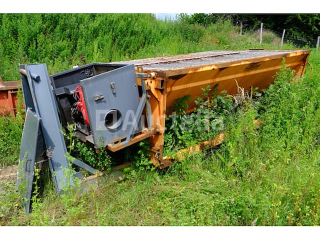 Giletta u3000d container chassis gemonteerde zoutverspreider - afbeelding 8 van  19