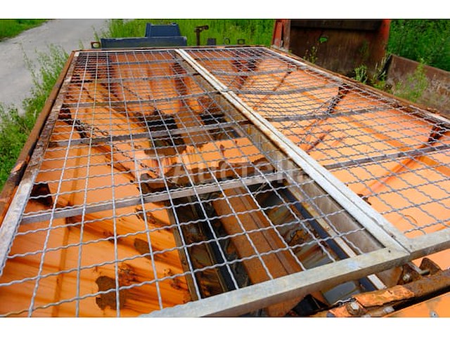 Giletta u3000d container chassis gemonteerde zoutverspreider - afbeelding 19 van  19