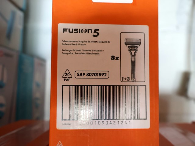 Gilette fusion 5 8x5 in doos - afbeelding 3 van  4