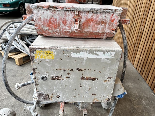 Gipsspuitmachine knauf pft monojet - afbeelding 4 van  7