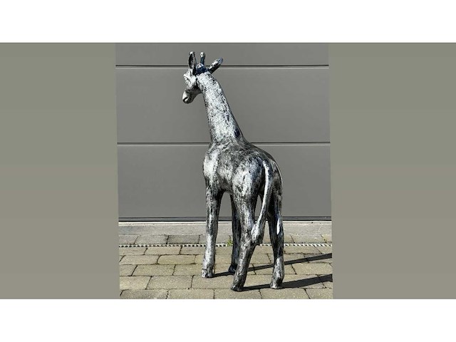 Giraf staand h108cm old silver - afbeelding 1 van  1