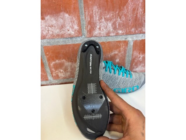 Giro schoenen - afbeelding 2 van  3