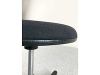 Giroflex - 33 - verrijdbare kruk - kruk (2x) - afbeelding 7 van  8