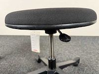 Giroflex - werkkruk - kruk - afbeelding 4 van  5