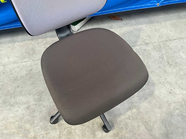 Giroflex ergonomische bureaustoel (4x) - afbeelding 5 van  6