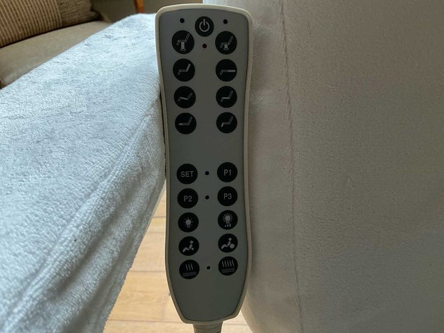 Girta next hz-3872 schoonheidsstoel - afbeelding 10 van  10