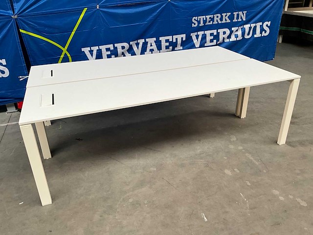 Gispen bureautafel 240x70 (2x) - afbeelding 1 van  10