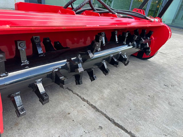 Giyi - 2026 - 72 - mulcher - afbeelding 2 van  14