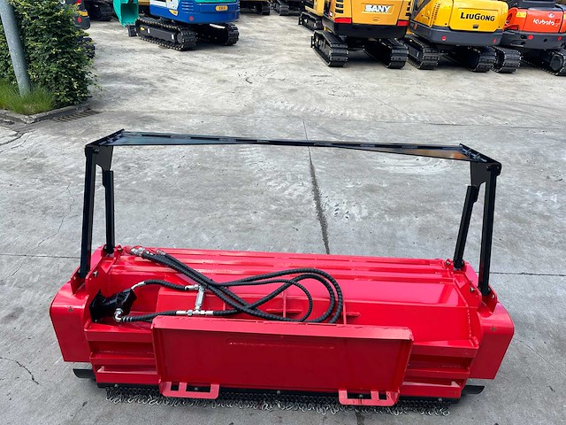 Giyi - 2026 - 72 - mulcher - afbeelding 5 van  14