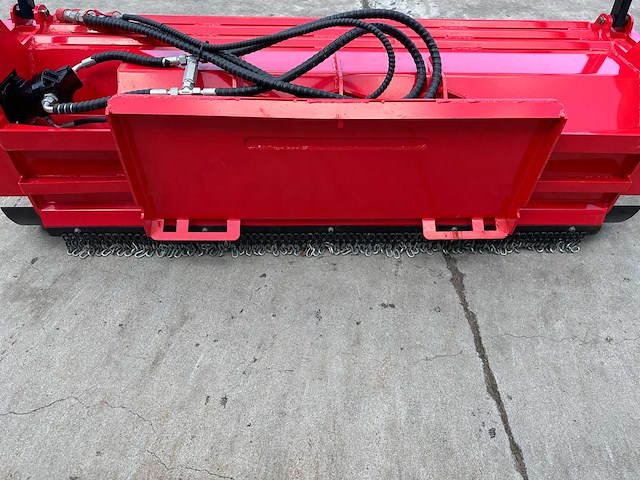 Giyi - 2026 - 72 - mulcher - afbeelding 4 van  9