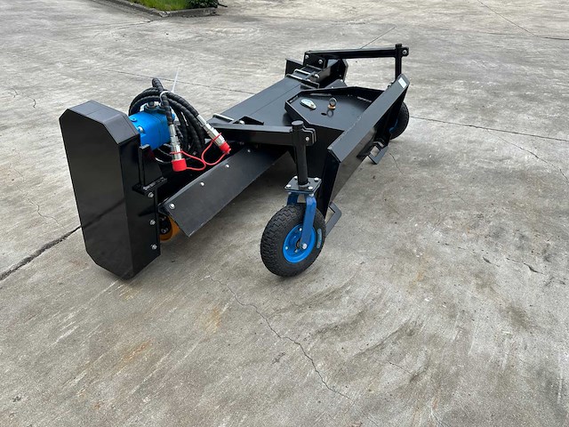 Giyi - 2026 - lpr71 - verticuteermachine - afbeelding 3 van  15