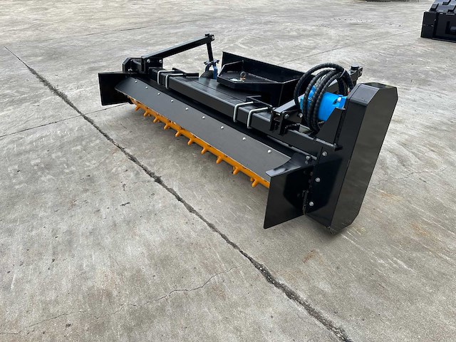Giyi - 2026 - lpr71 - verticuteermachine - afbeelding 5 van  15