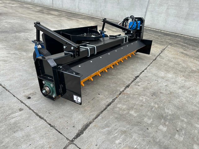 Giyi - 2026 - lpr71 - verticuteermachine - afbeelding 7 van  15