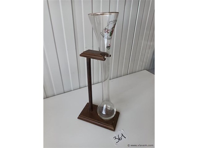 Glas op statief heineken - afbeelding 3 van  3