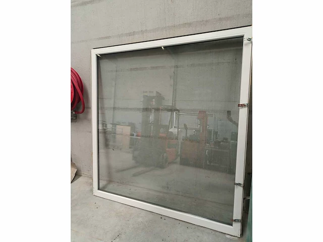 Glassidentity - window - 2 meter x 2.12 meter - afbeelding 1 van  8