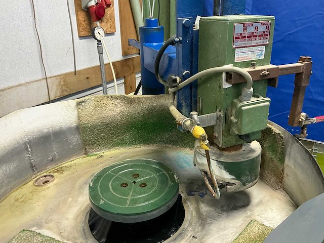 Glasslijpmachines met diamantschijf (2x) - afbeelding 2 van  17