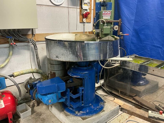 Glasslijpmachines met diamantschijf (2x) - afbeelding 11 van  17