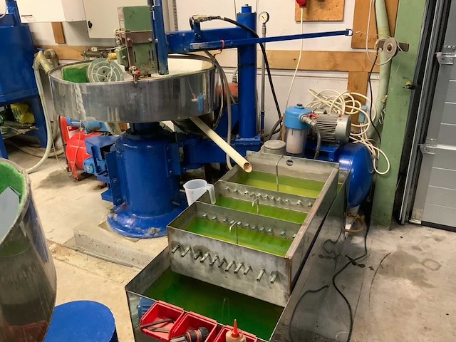 Glasslijpmachines met diamantschijf (2x) - afbeelding 13 van  17