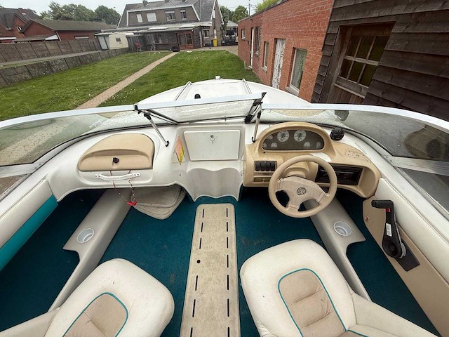 Glastron - 1995 - speedboot - afbeelding 5 van  12