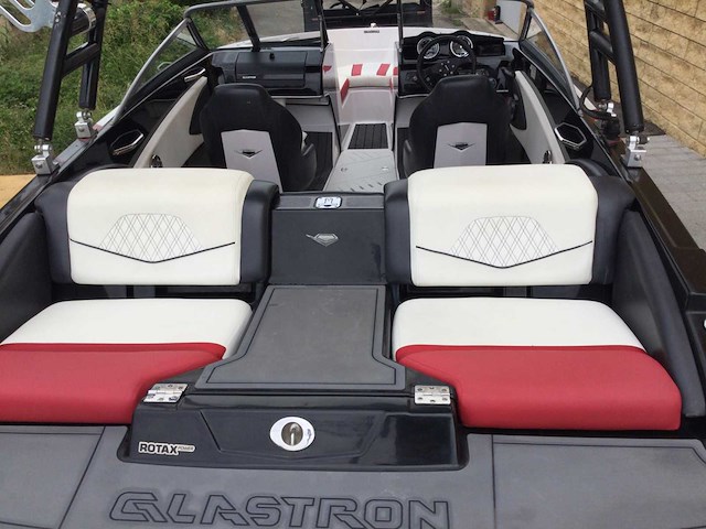 Glastron gts-boot - afbeelding 5 van  11