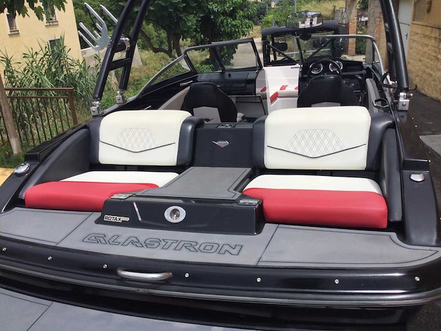 Glastron gts-boot - afbeelding 7 van  11