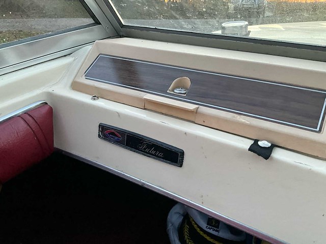 Glastron v-162 futura speedboot - afbeelding 8 van  55