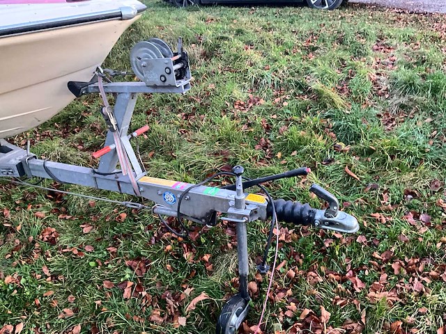 Glastron v-162 futura speedboot - afbeelding 27 van  55