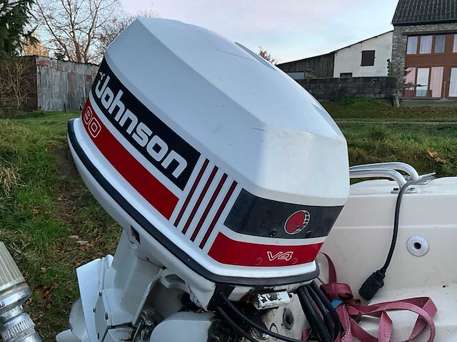 Glastron v-162 futura speedboot - afbeelding 32 van  55