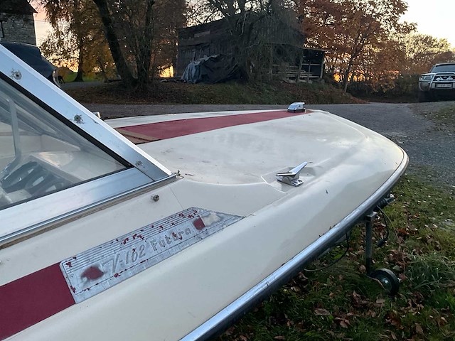 Glastron v-162 futura speedboot - afbeelding 33 van  55