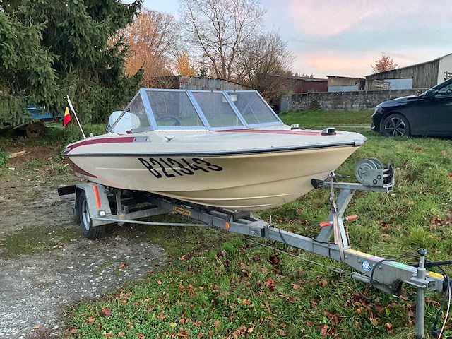 Glastron v-162 futura speedboot - afbeelding 18 van  18