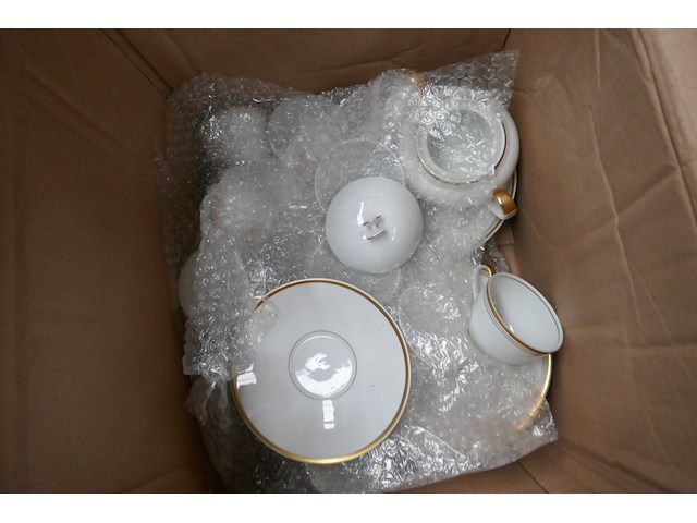 Glaswerk en porselein - afbeelding 7 van  9