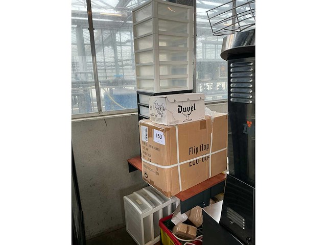 Glaswerk, soepkommen en diversen - afbeelding 4 van  11