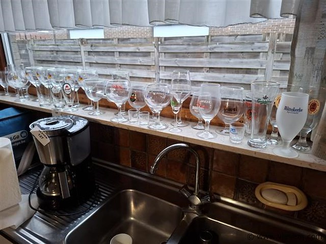 Glaswerk - afbeelding 1 van  3