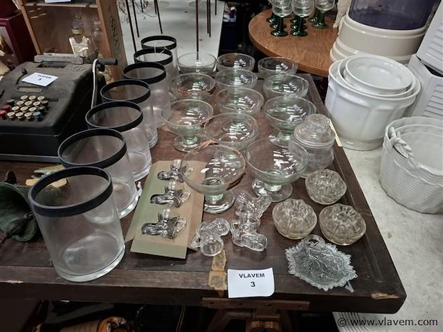 Glaswerk - afbeelding 1 van  3