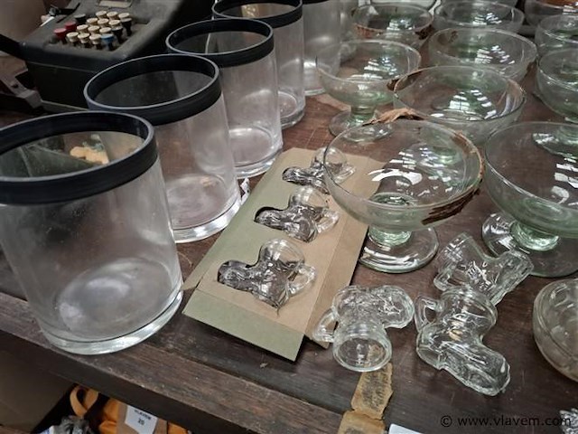 Glaswerk - afbeelding 2 van  3