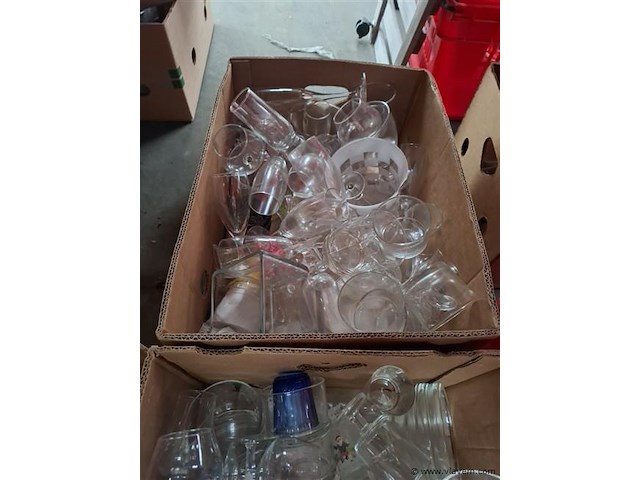 Glaswerk - afbeelding 2 van  2