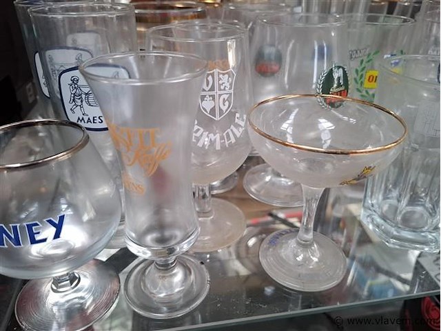 Glaswerk - afbeelding 3 van  5